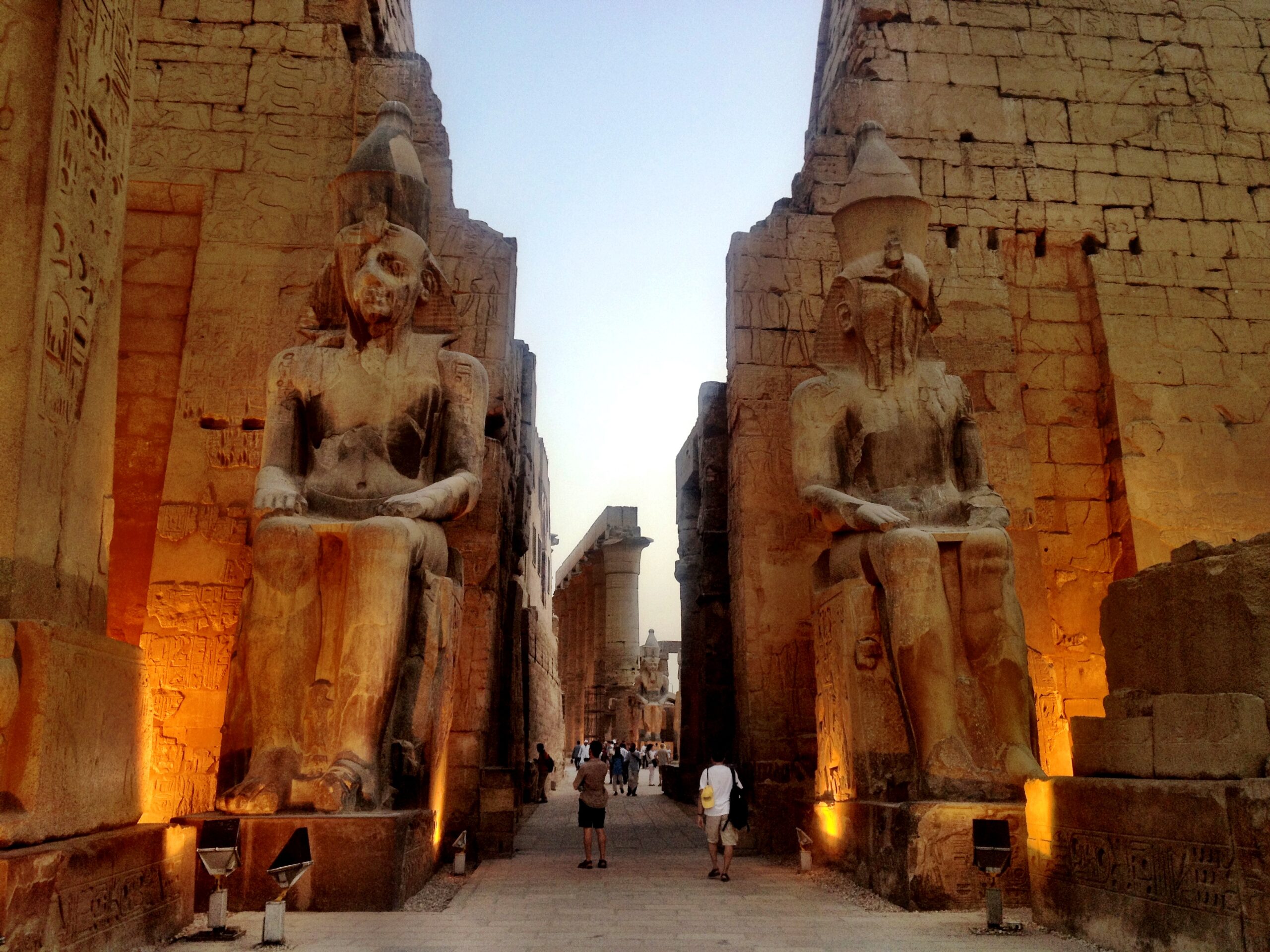 luxor-1 luxor-1